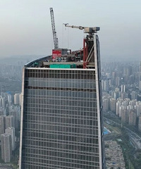 重庆在建第一高楼,幕墙全部完工