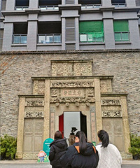 ���¥�������ܶ��ذ��������̣�����š���Ĺ����