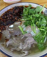 ��¼�ڹ���һ�ܵ���ʳ��û��һ�ٲ��óԣ�