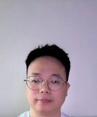 83年从事平面设计工作的哥子征婚,养了只小猫