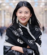 00年的妹子征婚,希望对方不抽烟不喝酒