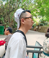 88年178CM的离异事业男找贤惠老婆,感情专一真诚