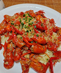 ��һ�ڣ����ǳԳԺȺȣ����ɷ���