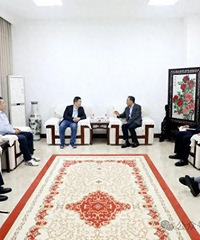 ���ɰ뵼�������Ƽ���ѧս��ǩԼ����ؿ�ѧ�ǣ�