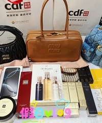 海南免税店开心买买买,战果满满