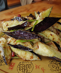 伤心茄子,仙女镇农家小院的招牌小菜,每次去必点