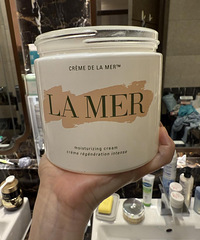 我的人生面霜,这一斤装的lamer耗时一年终于用完了!