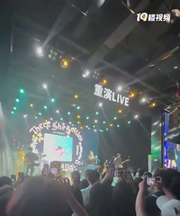 我最喜欢的爵士女歌手王若琳来重庆了!喜欢她干净清澈的声音