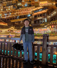 94��172CM��˶ʿС�����飬�������¾��ʲ�600������