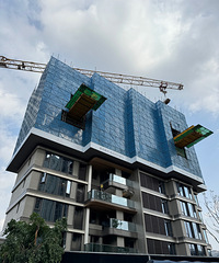 ̽����·��������һ���󷿣��������Ĵ�������������5��¥