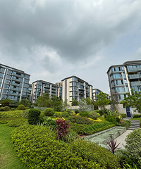 ̽����·��������һ���󷿣��������Ĵ�������������5��¥