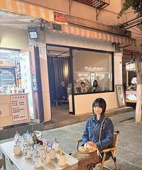 94年163CM的白羊座文职妹子征婚,希望对方身高173以上