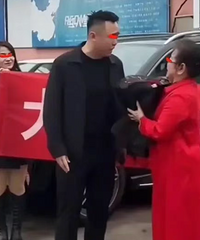 ����Ϊ׷�����ͷ���+500��С���ӻ��Ǿܾ���