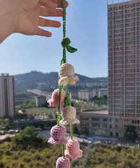 自己钩织的铃兰花车载挂件,希望能守护各位女神