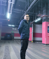 96年177CM的巨蟹座央企小哥征婚,希望对方有稳定工作