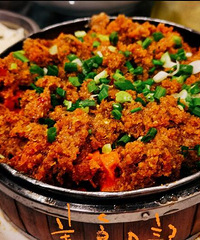 这家羊肉简直不摆了