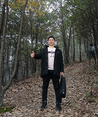 90年的交易员哥子征婚,喜欢旅游、逛书店和看电影