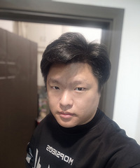 89年175CM从事广告设计的哥子征婚,希望对方95~89年