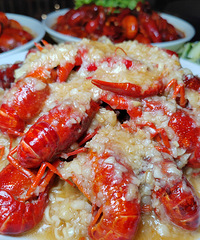 ����Ϊ�˳�Ϻ�Żؼң�������ĳ԰����ˣ��Һ͹��۳���5��С��Ϻ