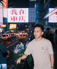 96年172CM不抽烟不喝酒的创业小哥征婚,喜好健身打球