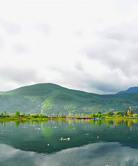 ����������������10���Σ��߽�22�������Ħ��Ů����