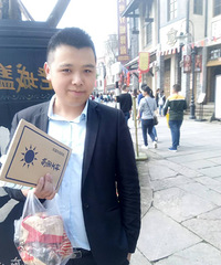 92年170CM的市场负责人小哥征婚,有车有房