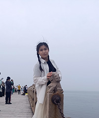 85年150CM儿子随父的央企小姐姐征婚,希望对方有正当工作