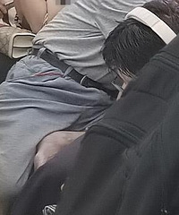 轻轨怪像,不知道大家闻到味没有