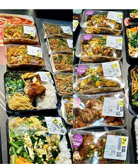 中产超市被抠门人抢成菜场甩卖了