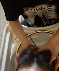 这家头皮养护真的太棒了!全用的卡诗产品,价格还很划算