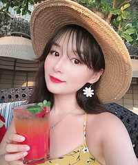 88年160CM医疗行业的小姐姐征婚,希望对方成熟稳重
