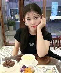 27岁161CM的车企妹子征婚,希望对方27~35岁