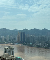 ����������򷿵�̫�����ˣ������в�Ʊ�������ͼ�©100����+