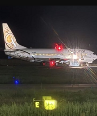 缅甸航空一客机降落昆明时起落架折断