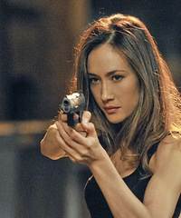 ������ǰŮ�Ѽ޽����У�������λ�Ը�Ů�ǵ�ǰ������