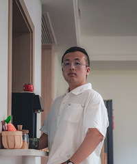 92年173CM的设计主管小哥征婚,希望对方身高160以上