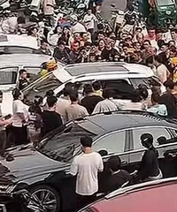 南宁富贵花门窗经销商出轨被抓