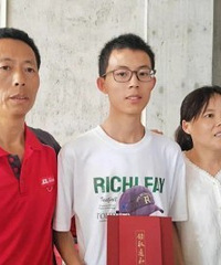 快递员之子669分圆梦北大