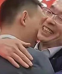 深圳千万富豪重金寻子却被网友狂骂