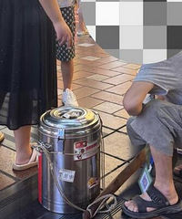 哈儿果不卖了开始卖哈儿肥肠了?