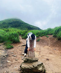 反穿武功山,绝望到极点淋雨淋安逸了,世界这本书我又多翻了两页
