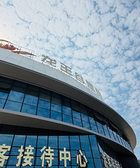 ˵еȥˣˮĿԳ壬Ŀ̼