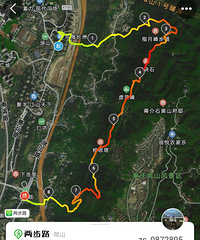 参加南山十二峰净山活动,捡了一路的垃圾和瓶子,还放生小松鼠