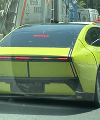 ·��ż��С���¿�P7��������տ��Ż��У�ʵ��β����Ȼ������