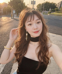 90年162CM药品行业的小姐姐征婚,希望对方40岁以下