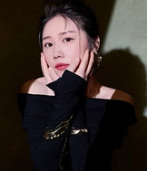 90年158CM小姐姐征婚,喜欢弹钢琴