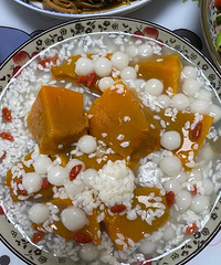 单身妹子的日常:宅家、做饭、看脱口秀