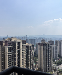 外地人下叉照母山高层三室,配套方便,位置超好