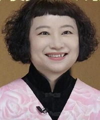 她开始玩小鲜肉盲盒