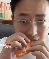 ǰɩ�ӱ�˽��������ƺ�ֱ��Ӳ�շŴ���������������϶�����